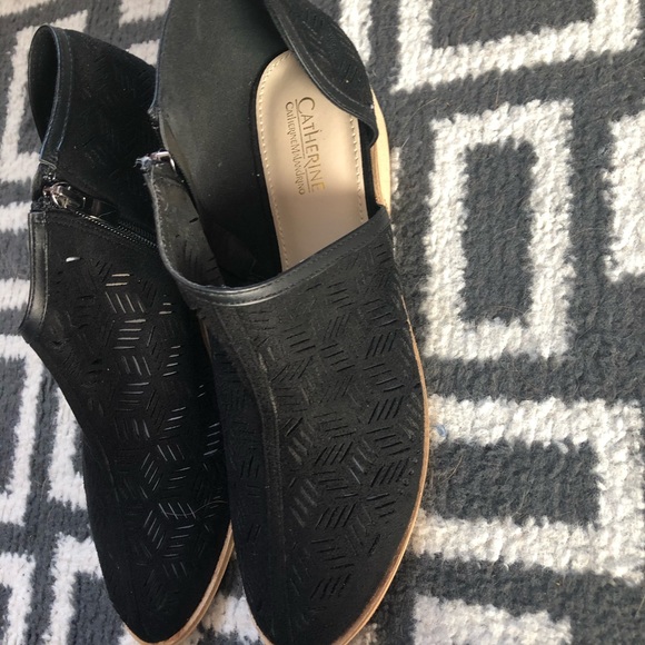 black shoes, worn twice - Picture 2 of 5